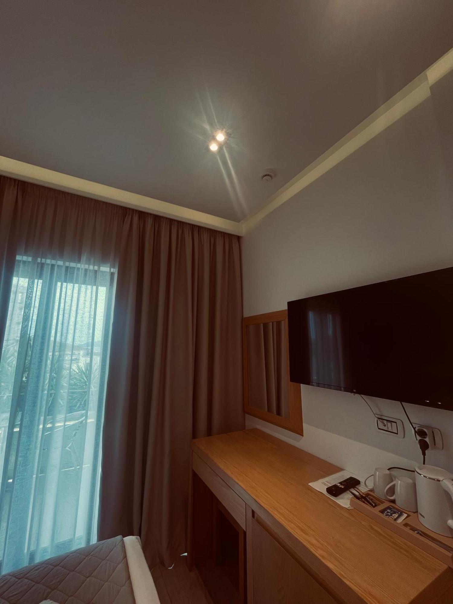 Hotel Sole Sarande Ngoại thất bức ảnh